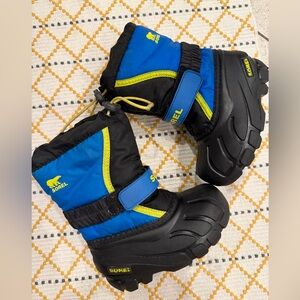 Sorel Kids' Blue and Black Winter Boots size 9